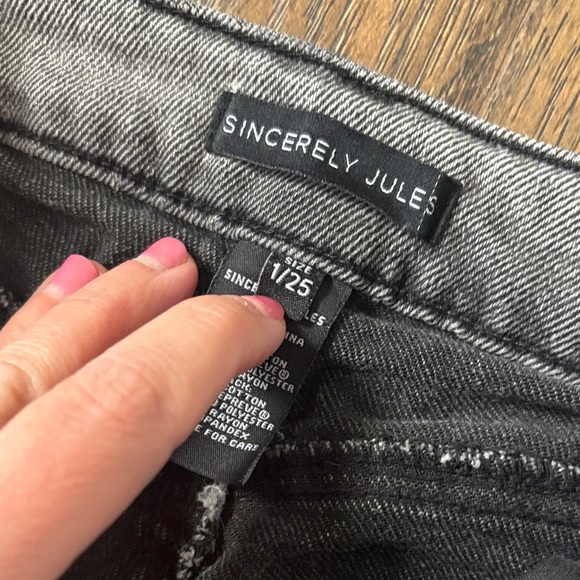 Gray Distressed Jeans - Picture 3 of 7